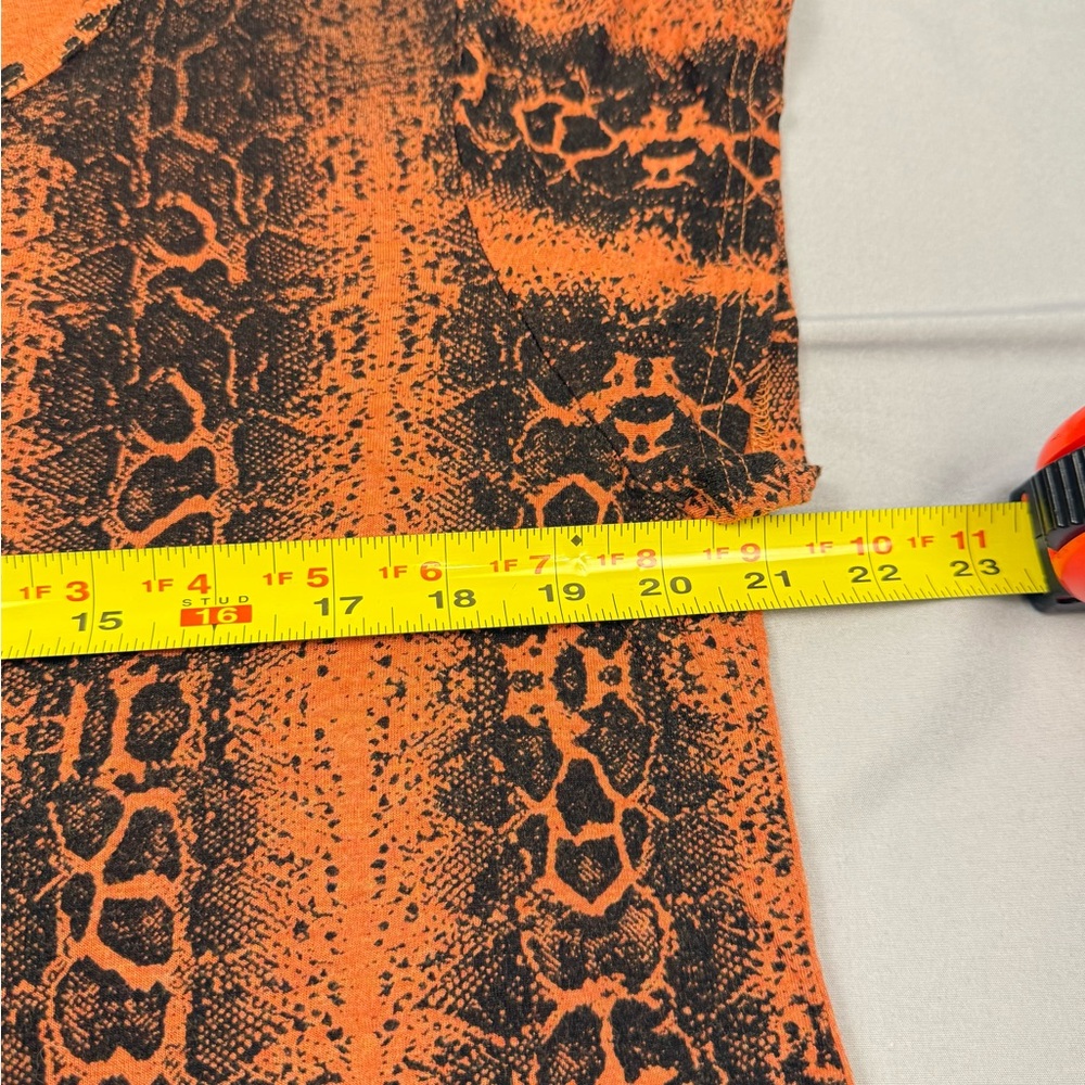 Buffalo Animal Print Sheer Tee XL Orange Snake Leopard Edgy - Picture 4 of 6